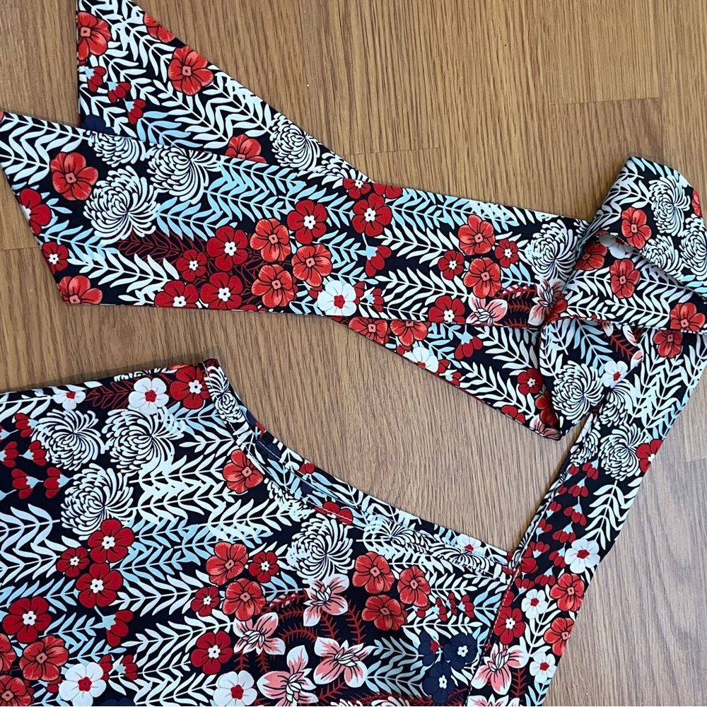 One-Shoulder Amazon Top - Picture 2 of 4